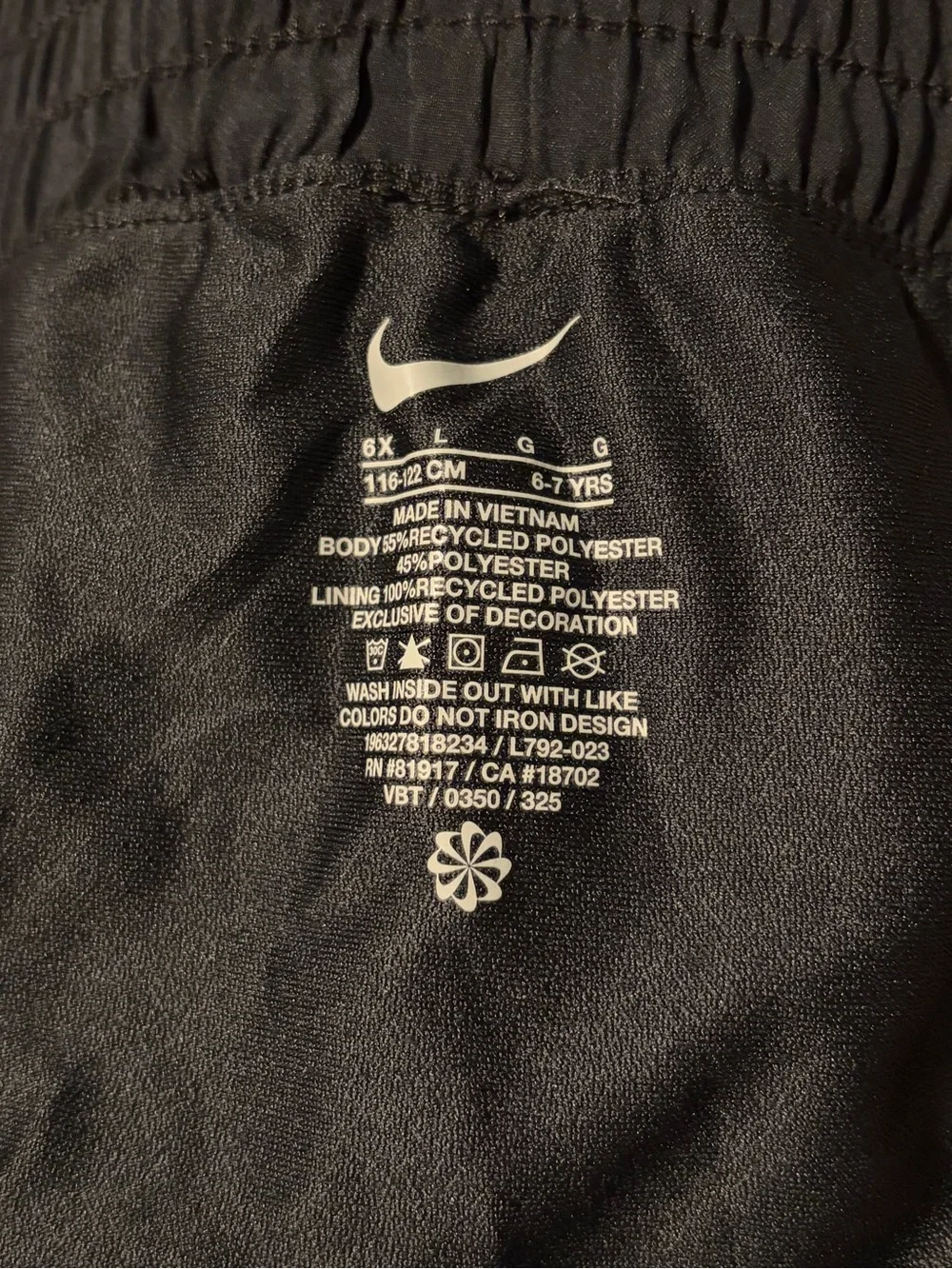 Nike Girls' One Dri-FIT High-Waisted Woven Training Shorts